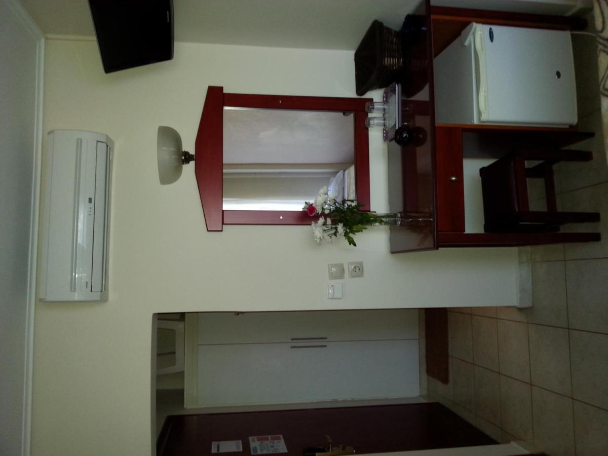 Hotel Ilion Loutráki Esterno foto
